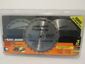 Black Decker 028877488677 And Piranha Carbide 7 1/4 Inch Assorted Saw Blades 3-pack With Soft Case