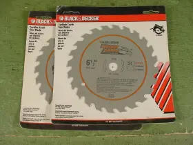 73-591 Black Decker Lot Of 2 And 6.5 Inch Wood Hawk C2020 Carbide Tooth Saw Blade #73-591