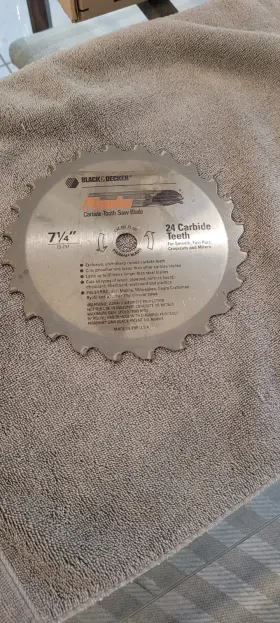 73-737 Black Decker And Carbide 7 1/4 Inch Piranha Circular Saw Blade 24 Teeth
