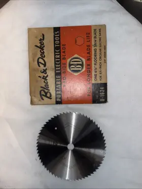 U-1624 Black Decker Vintage And Kro-bide Blade Flooring Saw 6.5 Inch Model