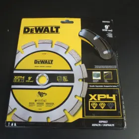 Dw47944 Dewalt 885911741781 9-inch Asphalt And Concrete Cutting Saw Blade
