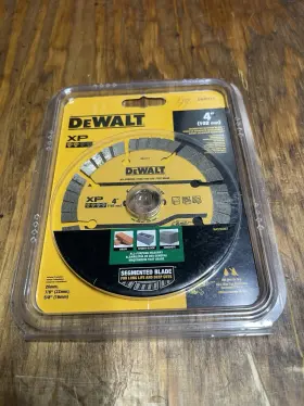 Dw4711t Dewalt New Oss # Turbo Segmented Rim 4 Inch Wet / Dry Fast Saw Blade