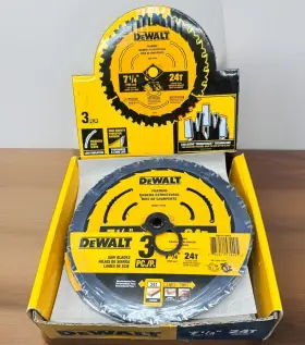 Dwa1714243l Dewalt Three Pack Genuine 24 Carbide Teeth Framing Saw Blade 7 1/4 Inch 3 Piece Dd