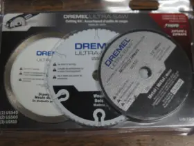 Dremel 080596040871 Us725 Ultra-saw Roto Zip Saw And Mate Cutting Kit