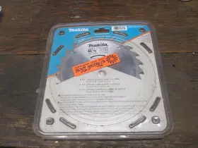 A-85092 Makita 85092 6 1/2 Inch Carbide Tipped Blade