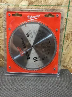 48-40-4168 Milwaukee 10 Inch X 80 Tooth Non-ferrous Metal Cutting Circular Saw Blade