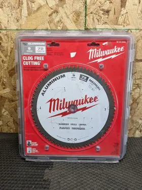 48-40-4355 Milwaukee Aluminum Cutting Circular Saw Blade 9ftft 72t 1ftft Arbor